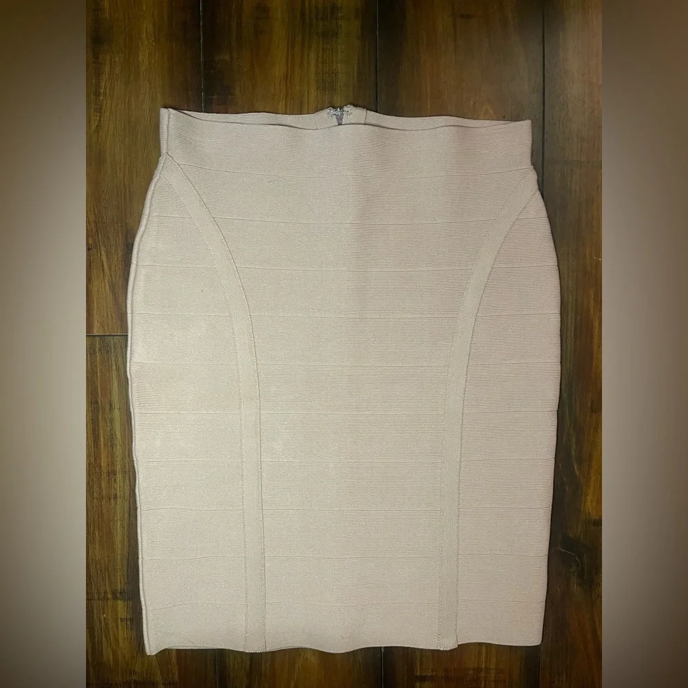 Guess Elegant Nude Bandage Skirt